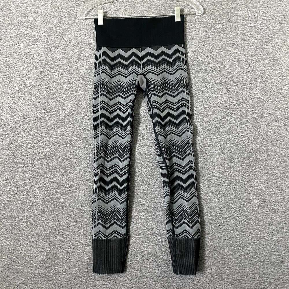 LULULEMON Ebb To Street Pant 2 Gray Chevron Compression Tight - Women’s